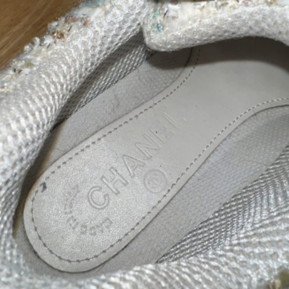 Chanel Tweed Shoes - Picture 3 of 3